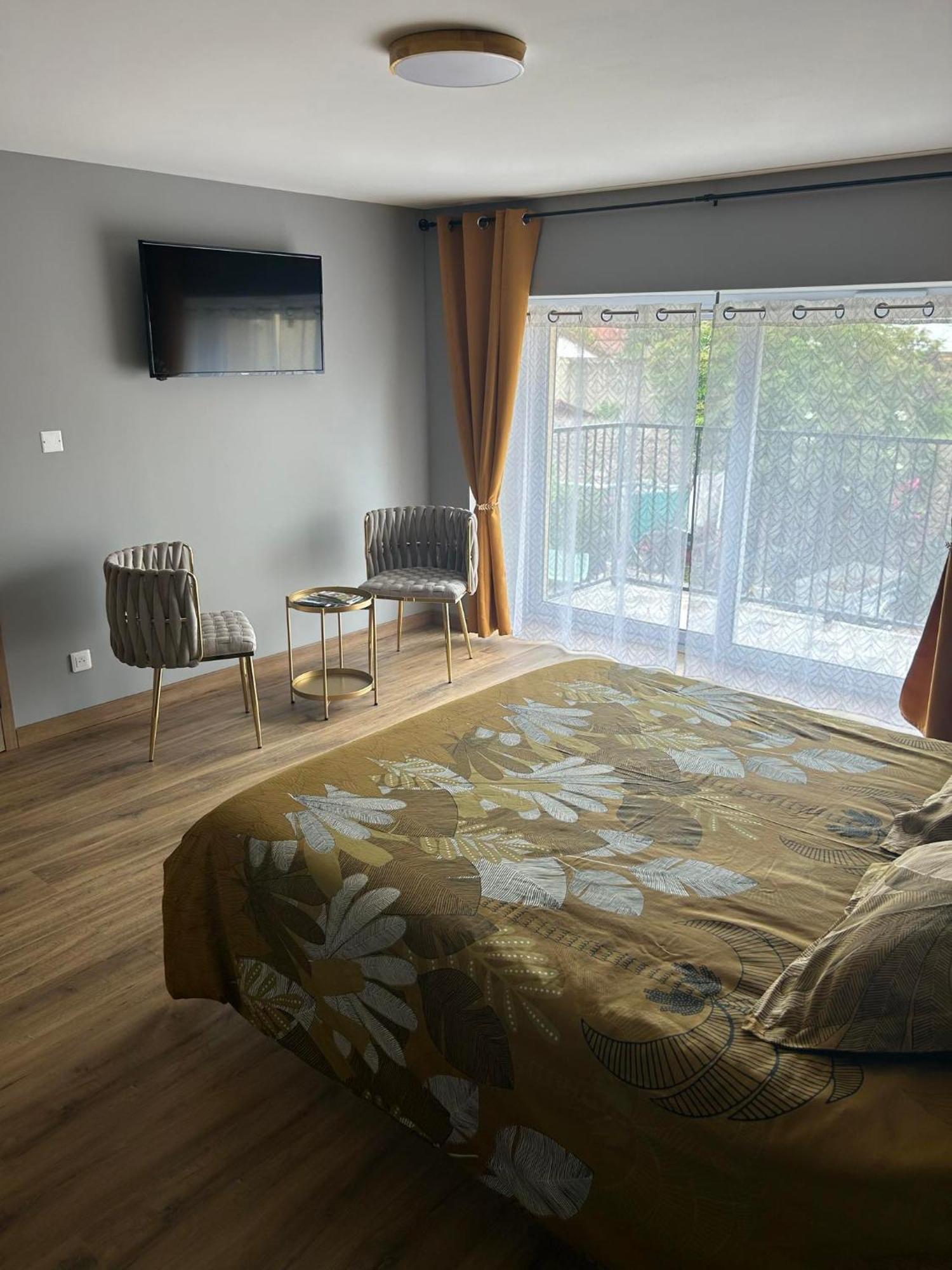 Chez Marie Et Angel Bed & Breakfast Autun ภายนอก รูปภาพ